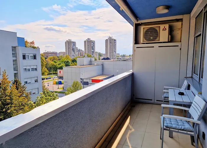 Studio Apartment Zen Zagreb With Free Garage